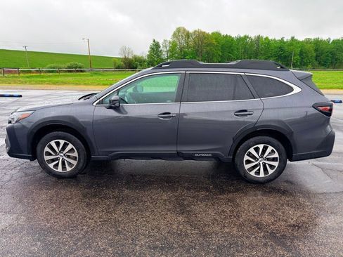 Used 2024 Subaru Outback Premium AWD/4WD image 15