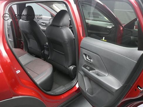 New 2026 Nissan Kicks SR FWD image 25