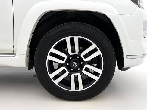 Used 2023 Toyota 4Runner Limited AWD/4WD image 30