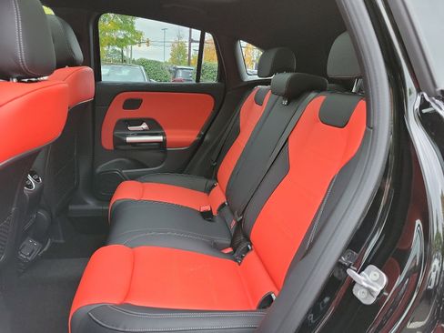 New 2025 Mercedes-Benz GLA 250 4MATIC image 7