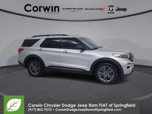 Used 2021 Ford Explorer XLT w/ Equipment Group 202A AWD/4WD image 1