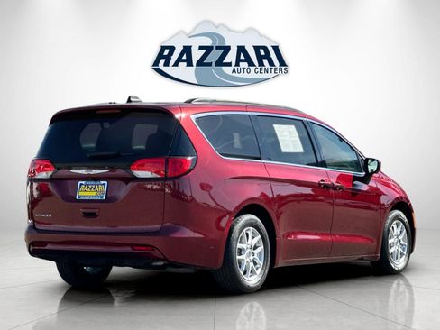 Used 2021 Chrysler Voyager Lxi FWD image 3