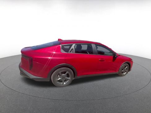 Used 2025 Kia K4 FWD image 14
