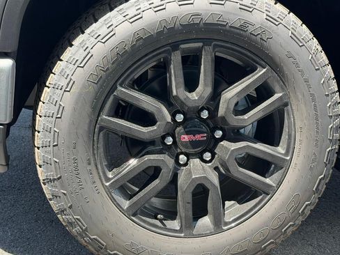 New 2026 GMC Sierra 1500 Elevation AWD/4WD image 40