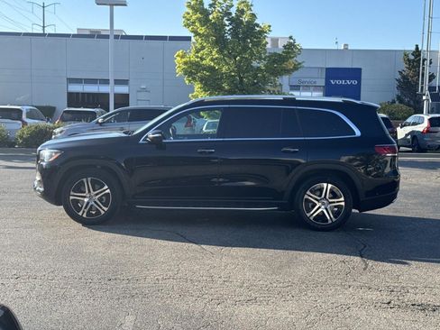Used 2022 Mercedes-Benz GLS 450 4MATIC image 8