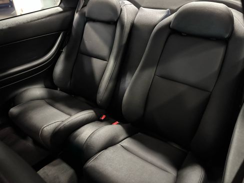 Used 2004 Pontiac GTO image 23