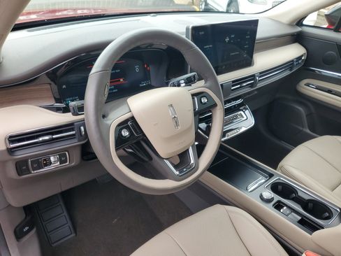 Certified 2023 Lincoln Corsair Reserve w/ Equipment Group 201A image 13