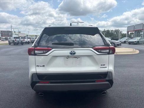Used 2019 Toyota RAV4 XSE w/ Carpet Mat Package AWD/4WD image 5