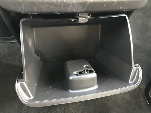 Used 2017 Chevrolet Express 3500 LT w/ LT Preferred Equipment Group image 23