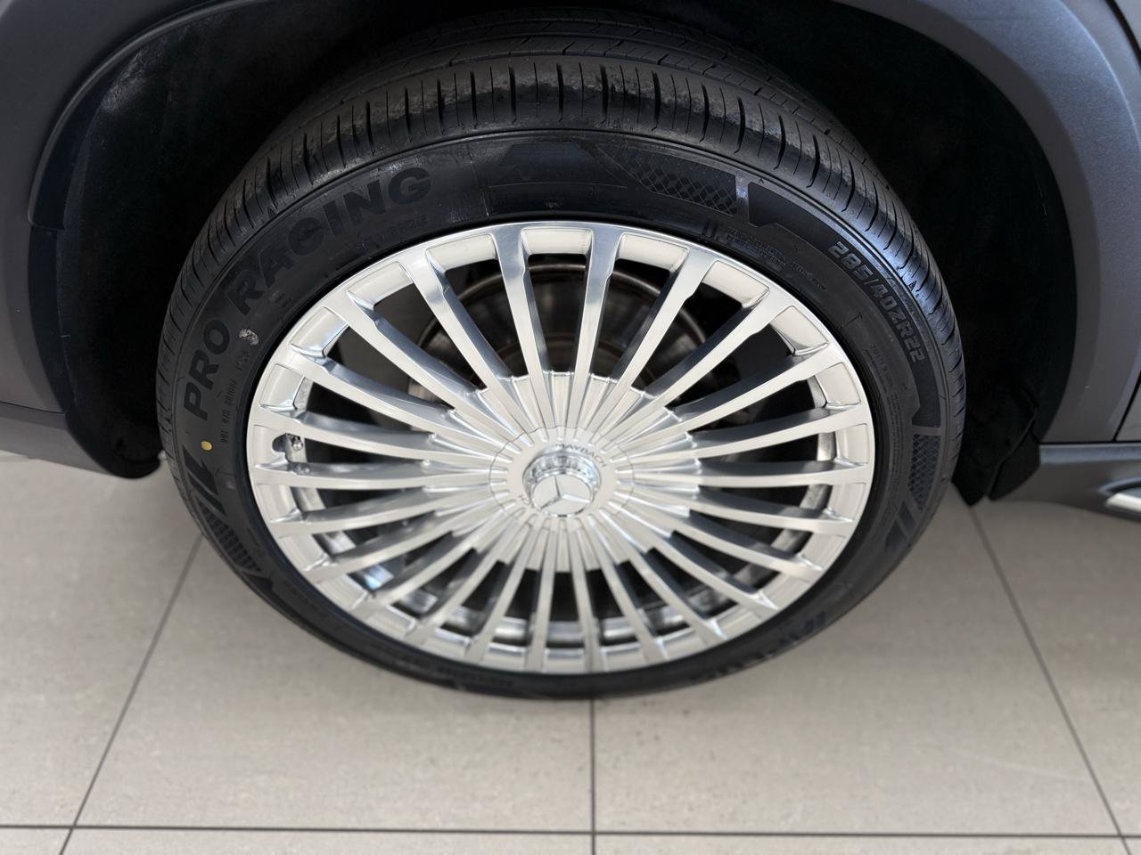 Used 2020 Mercedes-Benz GLS 450 4MATIC image 29