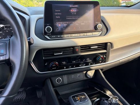 Certified 2023 Nissan Rogue SV w/ SV Premium B Package AWD/4WD image 20
