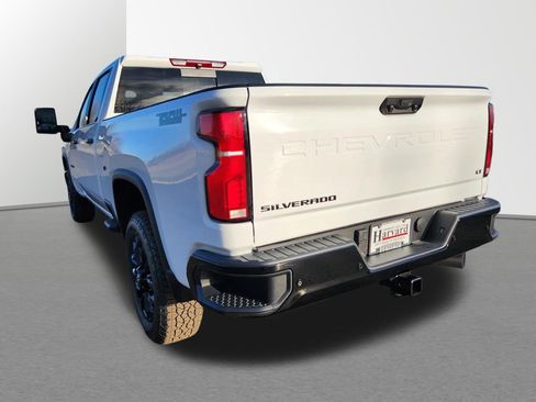 New 2026 Chevrolet Silverado 3500 LT w/ Trail Boss Package AWD/4WD image 4