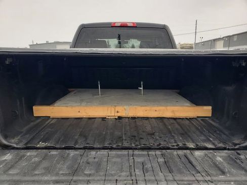 Used 2018 Chevrolet Silverado 1500 LT image 27