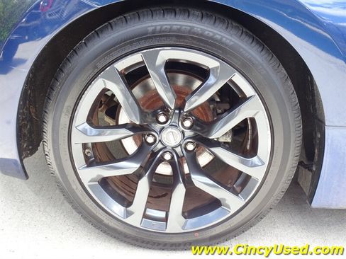 Used 2015 Nissan 370Z Coupe RWD image 29