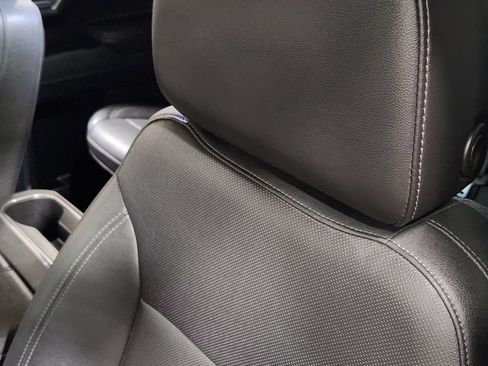 Used 2023 GMC Sierra 1500 SLT w/ SLT Convenience Package image 34