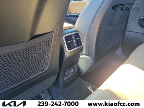 Used 2020 Kia Sportage SX FWD image 14