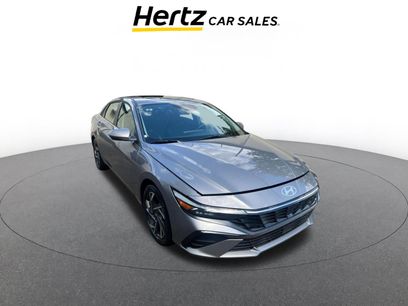 Used 2025 Hyundai Elantra Limited