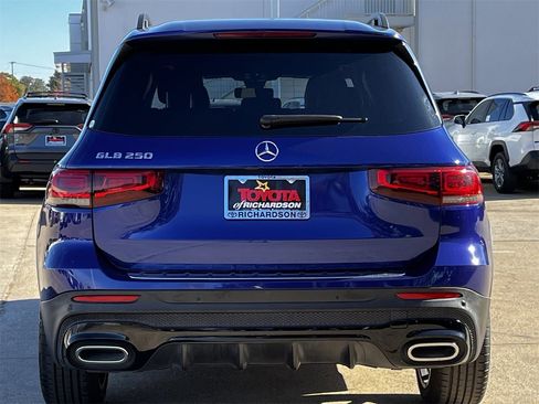 Used 2021 Mercedes-Benz GLB 250 image 5