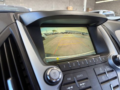 Used 2017 Chevrolet Equinox LS AWD/4WD image 20