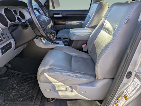 Used 2013 Toyota Tundra Limited image 20