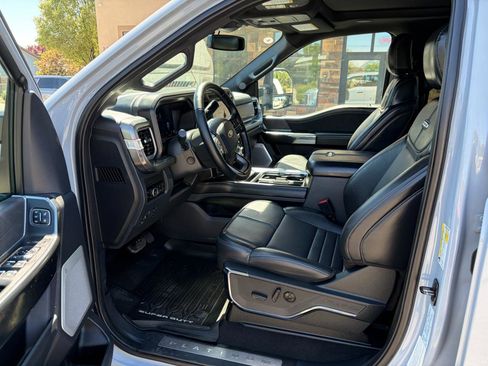 Used 2025 Ford F350 Platinum w/ Tremor Off-Road Package AWD/4WD image 4
