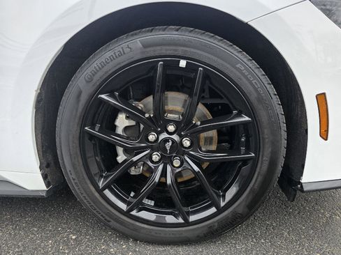 Used 2025 Ford Mustang Premium image 23