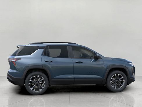 Used 2027 Chevrolet Equinox RS AWD/4WD image 5