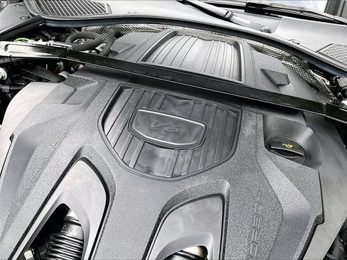 Certified 2023 Porsche Panamera 4 Platinum Edition AWD/4WD image 34