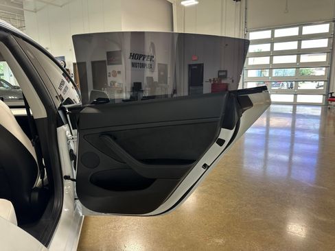 Used 2022 Tesla Model 3 Performance AWD/4WD image 29