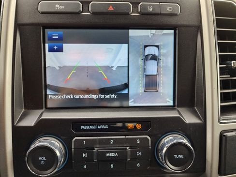 Used 2021 Ford F250 Lariat w/ Lariat Value Package image 14