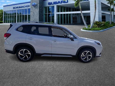Used 2022 Subaru Forester Touring image 8