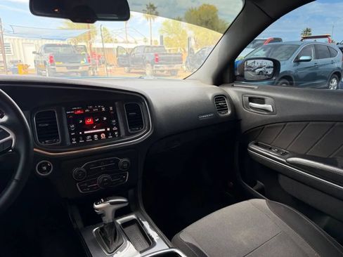 Used 2015 Dodge Charger SXT RWD image 19