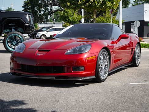 Used 2011 Chevrolet Corvette ZR1 w/ Preferred Equipment Group RWD image 5