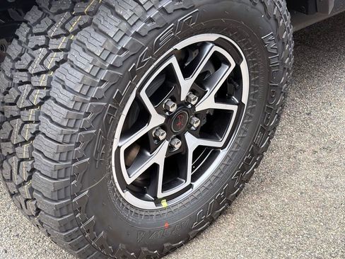 New 2026 Jeep Gladiator Rubicon AWD/4WD image 5