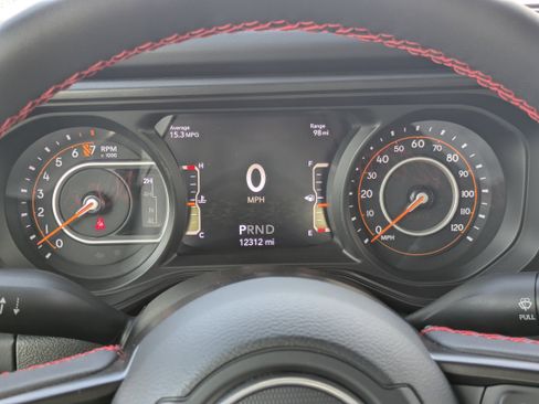 Used 2024 Jeep Gladiator Rubicon image 18