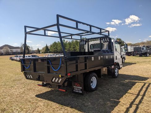 New 2025 Chevrolet Low Cab Forward image 8