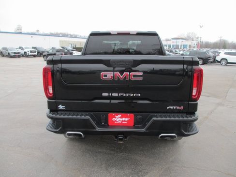 Used 2021 GMC Sierra 1500 AT4 image 5