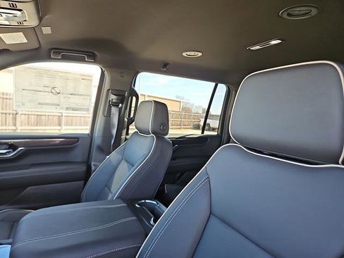 New 2026 GMC Yukon XL Elevation w/ LPO, Floor Liner Package image 12
