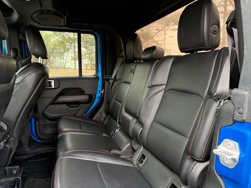 Used 2020 Jeep Gladiator Rubicon image 13