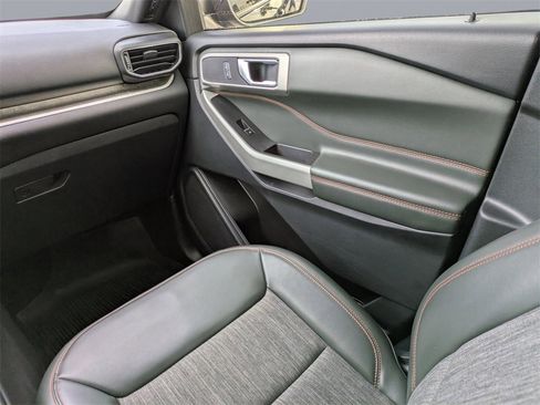 Used 2022 Ford Explorer Timberline image 19