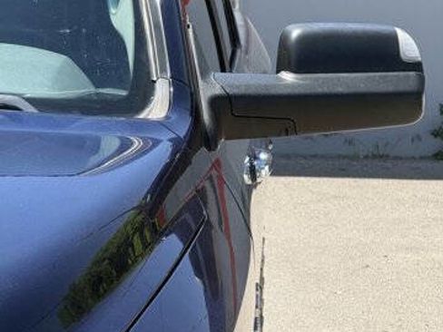 Used 2018 RAM 1500 Classic SLT AWD/4WD image 25