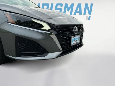 Used 2023 Nissan Altima 2.5 SL AWD/4WD image 22