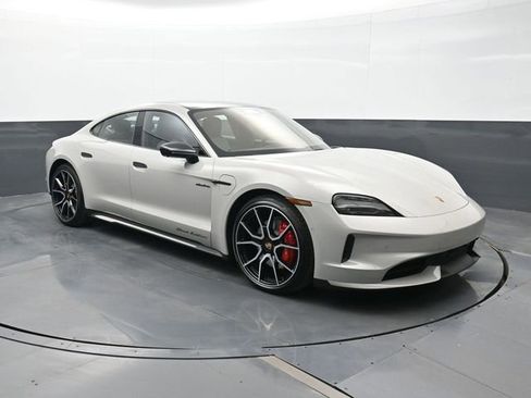 New 2026 Porsche Taycan 4S AWD/4WD image 25
