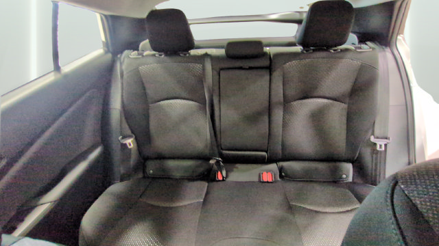 Used 2022 Toyota Prius LE AWD/4WD image 17