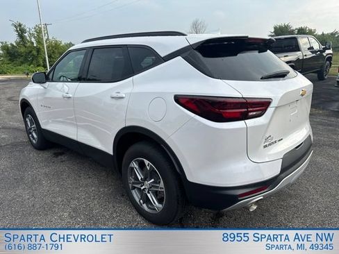 Used 2024 Chevrolet Blazer LT w/ Convenience Package AWD/4WD image 5
