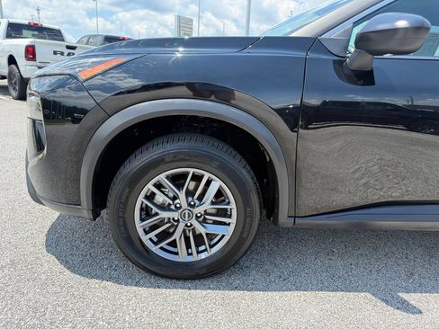 Used 2024 Nissan Rogue S AWD/4WD image 22