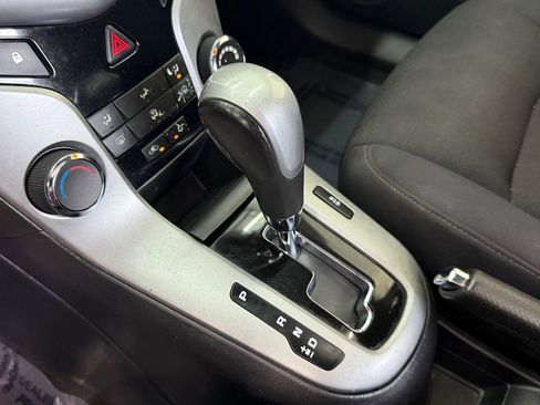 Used 2014 Chevrolet Cruze LT w/ All-Star Edition FWD image 15