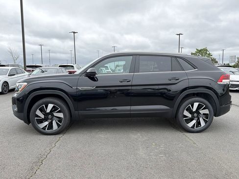 New 2026 Volkswagen Atlas Cross Sport SE FWD image 2