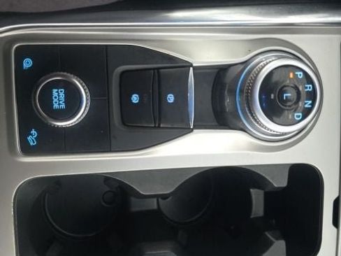 Used 2023 Ford Explorer XLT w/ Equipment Group 202A AWD/4WD image 20