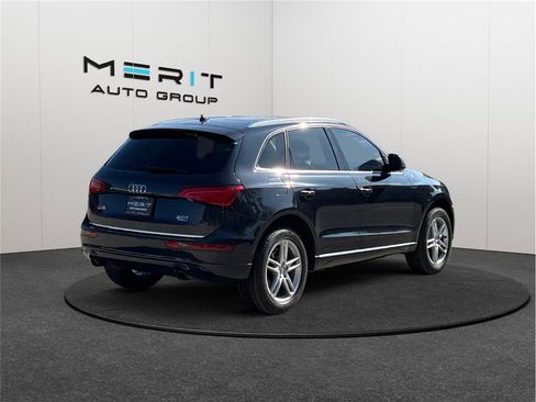 Used 2017 Audi Q5 2.0T Premium image 9